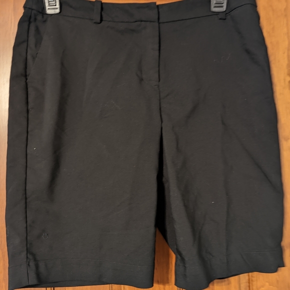 Prologue Black Bermuda Shorts - Picture 1 of 2